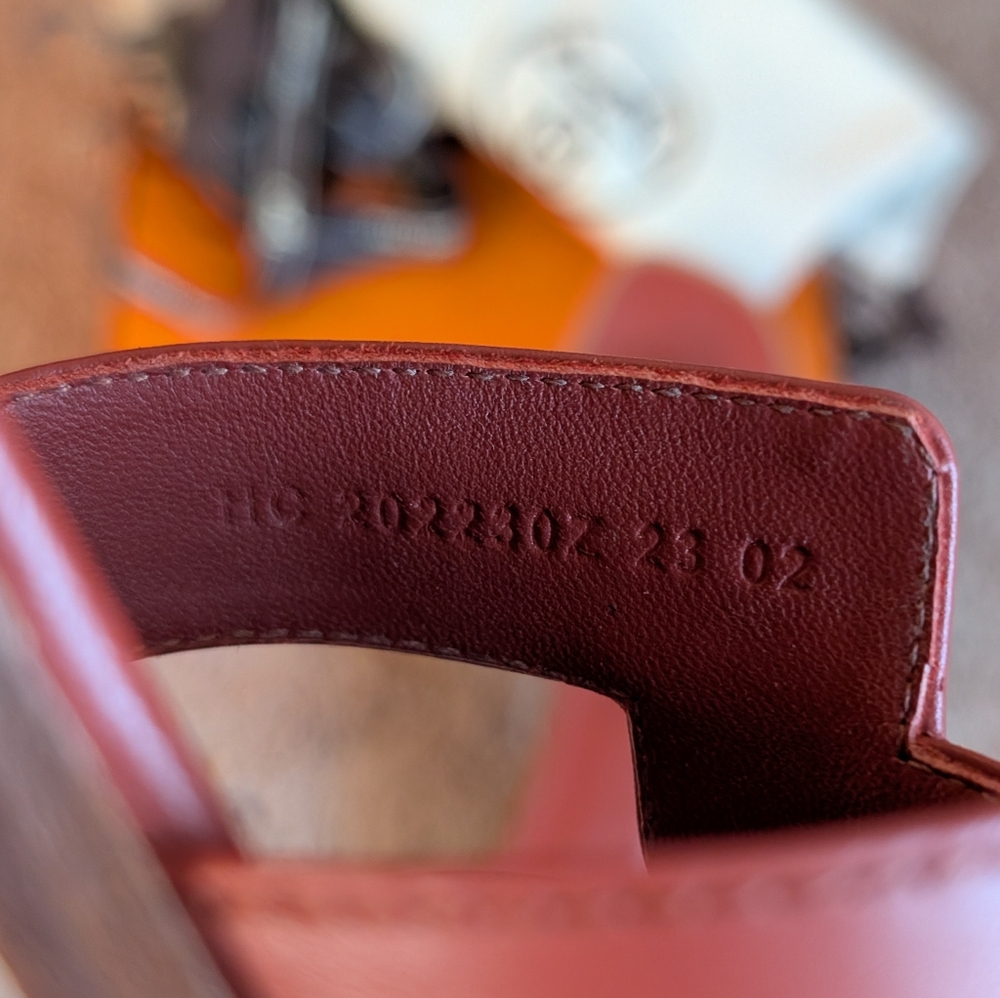 Hermes Oran Orange Brulee Size 38 - Picture 3 of 14